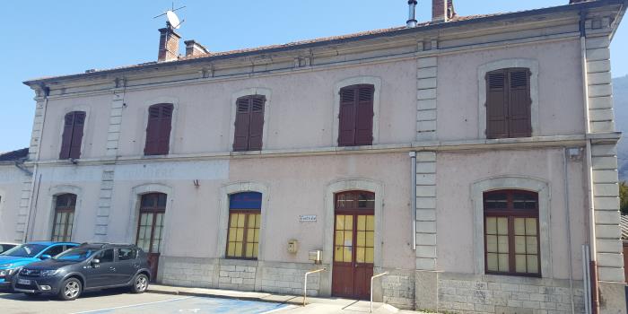 Façade de la gare (côté parvis)